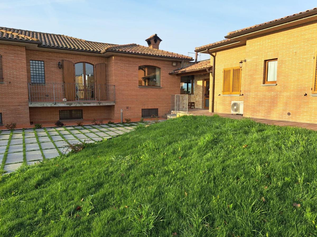 Agriturismo A Casa Mia グッビオ エクステリア 写真