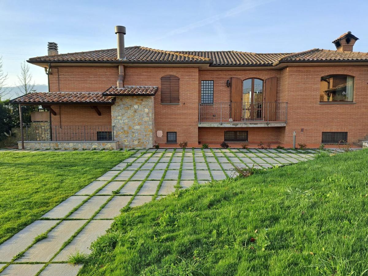 Agriturismo A Casa Mia グッビオ エクステリア 写真